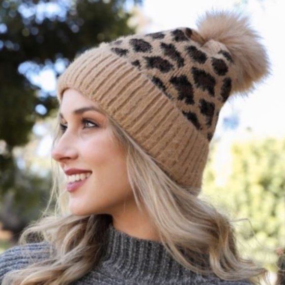 Leopard Print Beanie with Furry Pom Pom - Picture 2 of 3